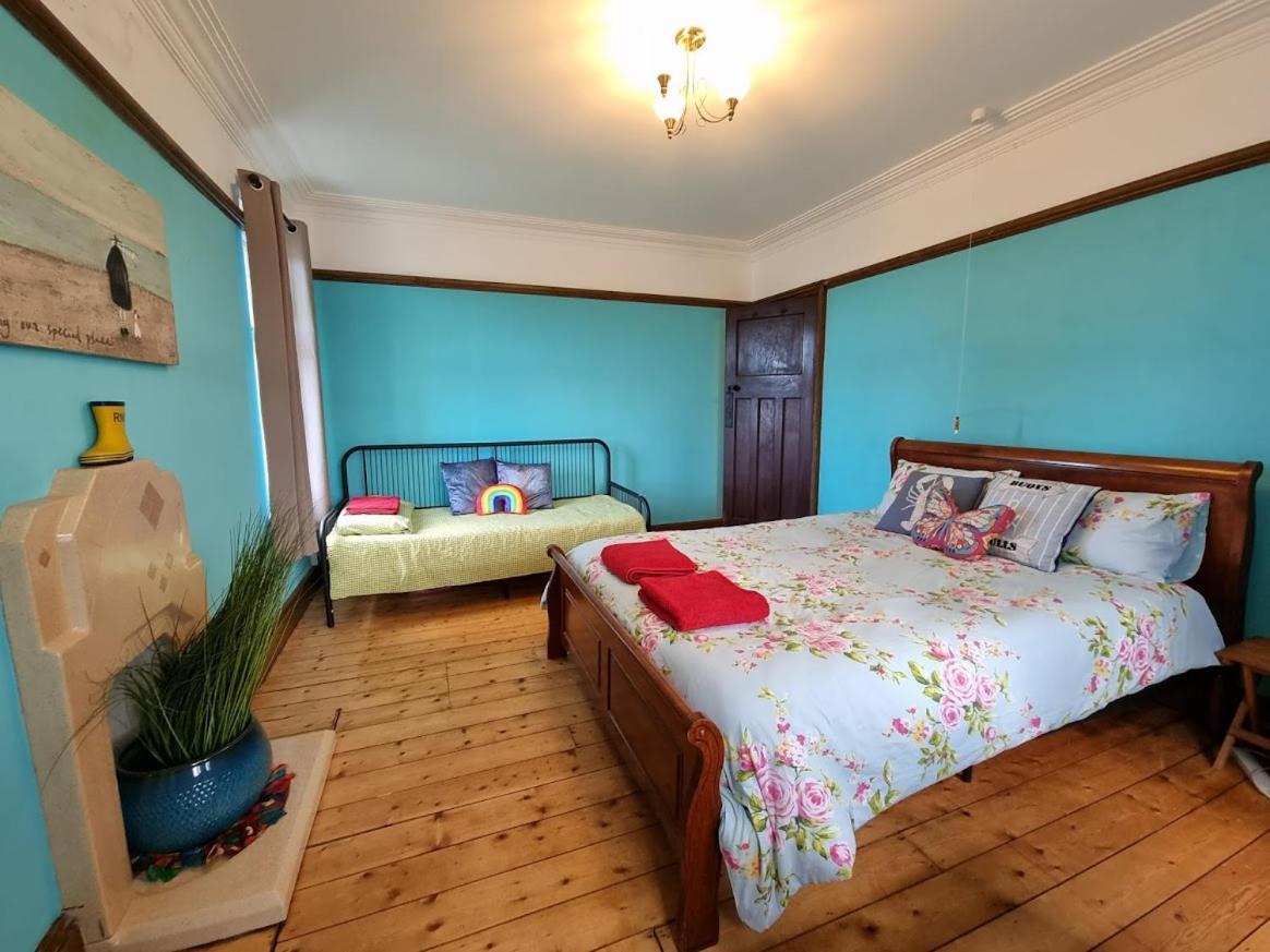 The Old Sea Captain'S House, Aberporth Esterno foto